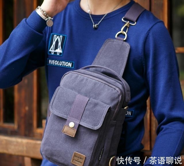 老干部|别再背公文包上班了,今年流行“老干部”包包,背上帅气又时尚