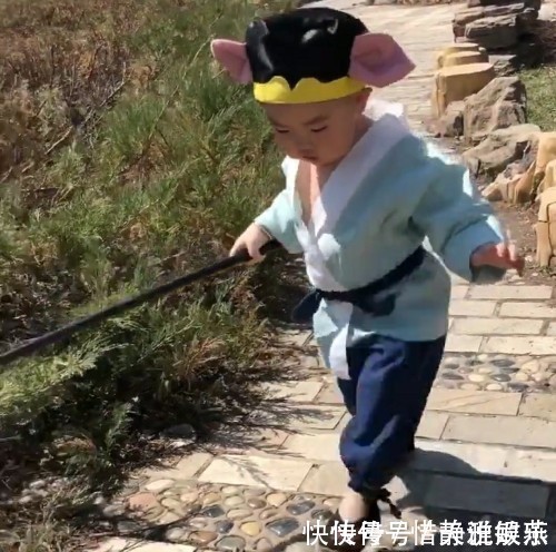 孩子|妈妈转身发现孩子没了，找到孩子的时候，妈妈被眼前的画面萌翻了