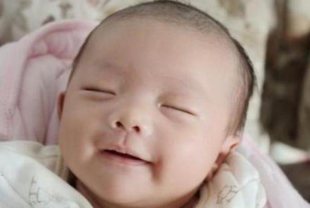 人际交往|爸爸给女儿取名“念酥”,自以为很文艺,媳妇怒了:瞅瞅你姓啥!