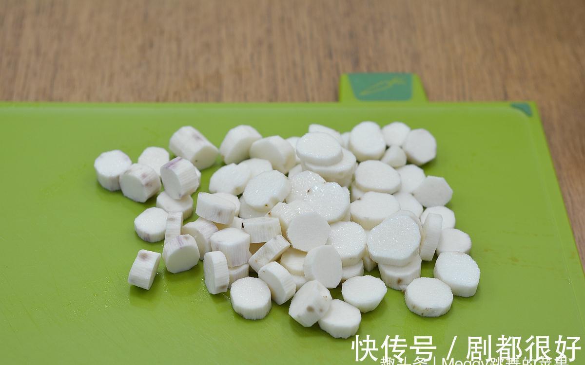 凉水|秋天多喝这2款小米粥，特适合儿童和体弱的人，养胃补气健脾