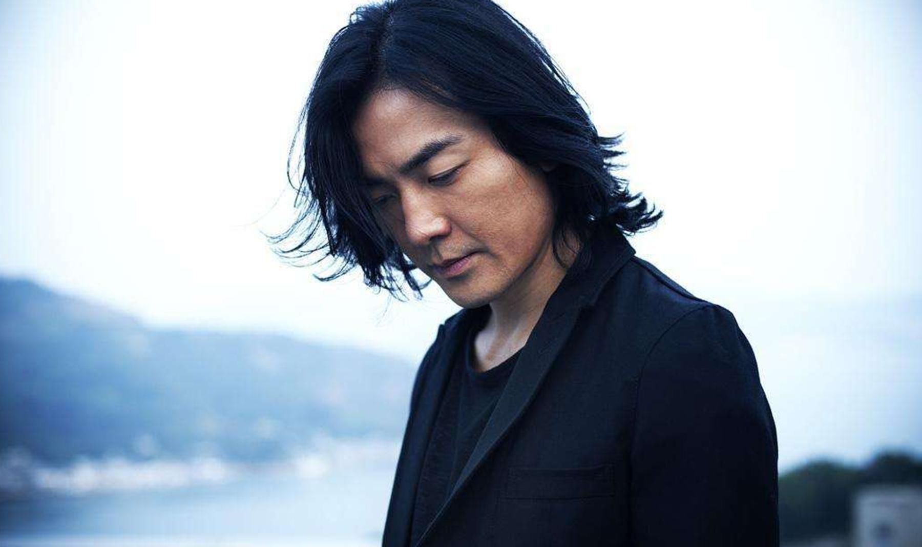 结巴|陈浩南和小结巴“再续前缘”,25年后再同框,你看几分像从前?