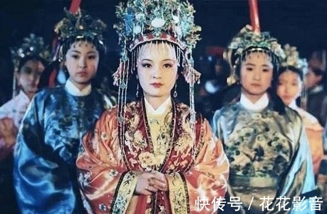 秀女$从《红楼梦》中薛宝钗参加选秀落选,看清朝的选秀制度