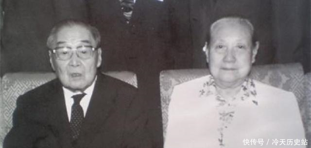 国家|这个婴儿出生时,国家派军队守护产房,还鸣13响礼炮庆祝