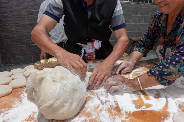 夏天来了，糯米粉试试此做法，口感糯叽叽的，又香又甜真解馋
