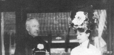 千万富翁|这个侍卫敢“睡”末代皇后，最后成千万富翁？溥仪对此欲哭无泪