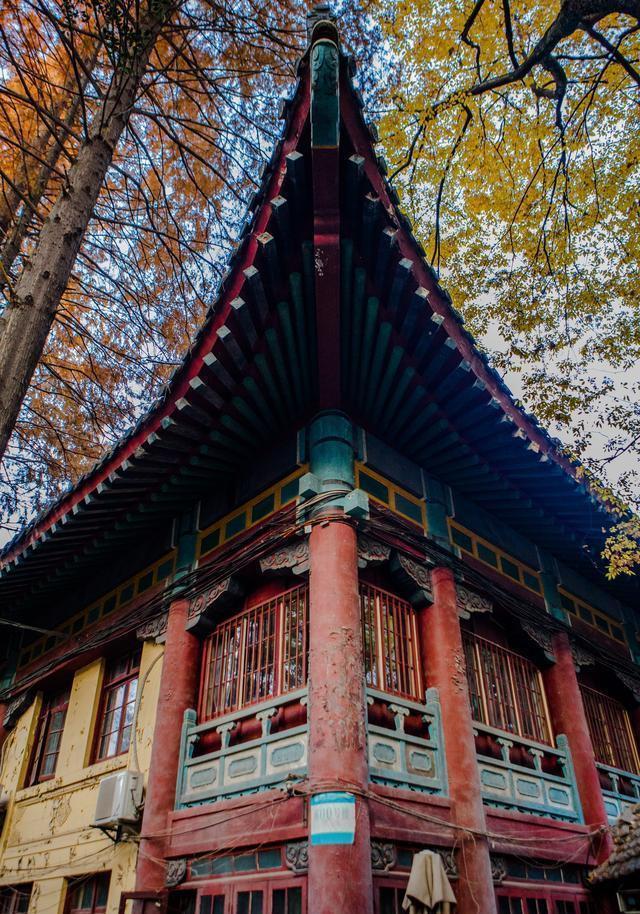 曹雪芹|中国第一座女子大学,曾是曹雪芹家后宅,东方最美校园