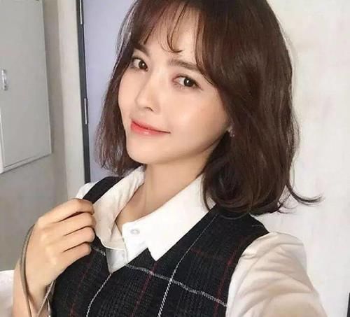 发量多？正好试试这款发型