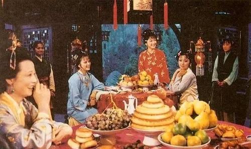 中秋夜宴@红楼梦:诡异凄凉的中秋夜宴,预示贾府抄家日期和林黛玉魂归时间