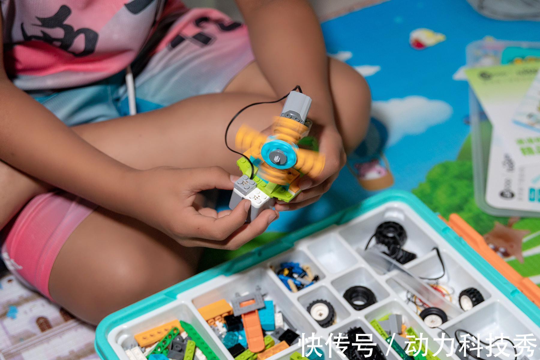 编程教育|别让孩子输在起跑线上，Lecoo编程机器人大礼包纵评