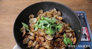 吃不饱|如果你用酱油炒花甲,你就吃不饱了,如果用酱油炒花甲,味道鲜嫩