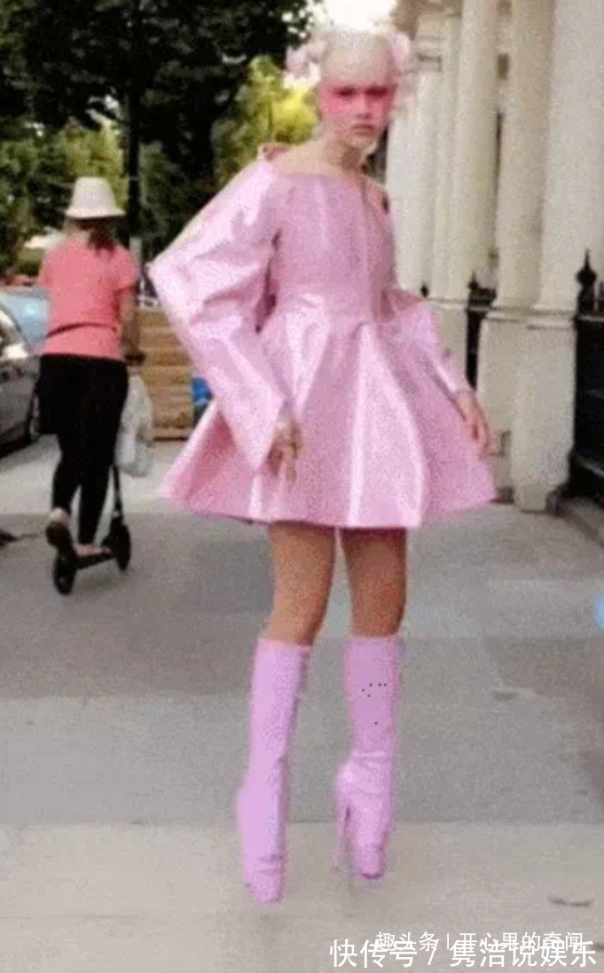 脑袋|看看这些脑袋大开的设计,奇葩高跟鞋,让你眼前一亮