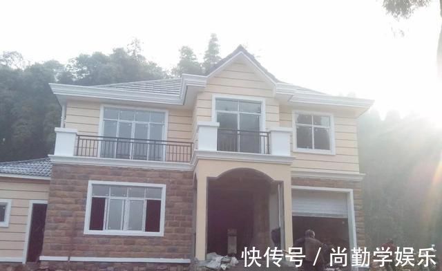 齐家敏敏|婆家自建70万两层楼房！城里800万都买不到！全村就我家是土豪