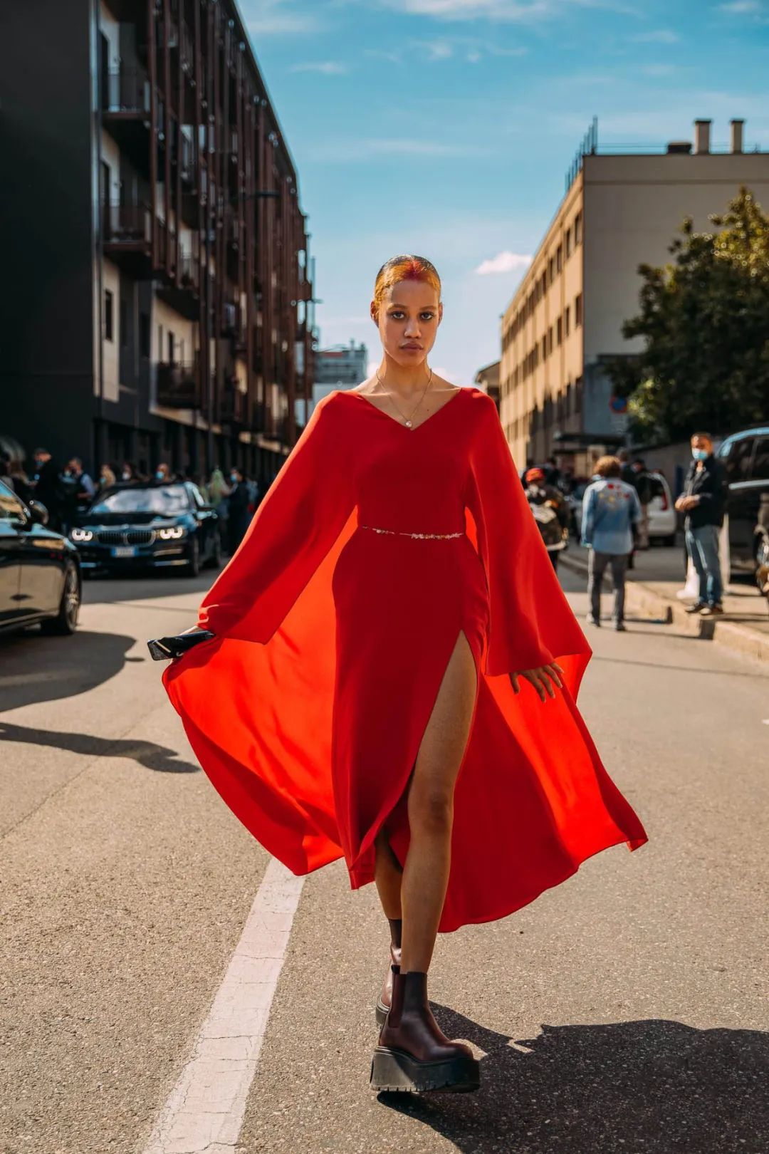 教你美|你和“高级感穿搭”之间的距离,也许就差一条腰带