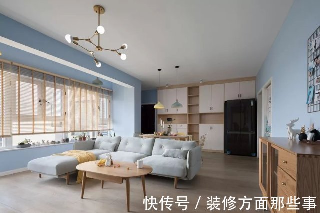 一字型|朋友来了都没地方坐?小户型沙发这样选,很实用!