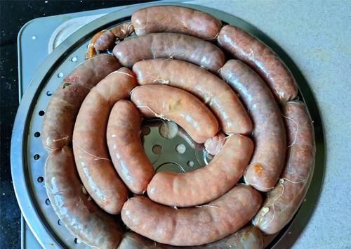  大家都在腌腊肠，我却爱做它，不用晾不用晒，咸香软糯实惠又好吃