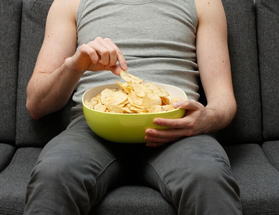 医生：养好骨骼很简单，家中常备1物，增加骨密