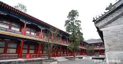 中国最大最贵豪宅，一根柱子价值27亿，世界首富都买不起