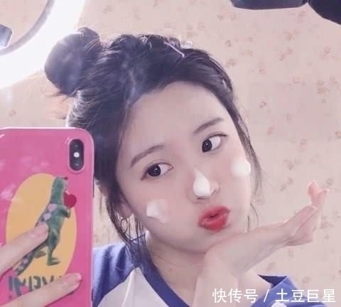 卸妆|女孩子洗脸时的“3禁忌”,难怪脸越洗越丑,第3易长螨虫哦