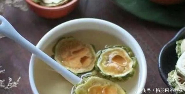 夏季|苦瓜和此物一起泡,等于“天然泻药”,排出毒素,肚子越喝越瘦
