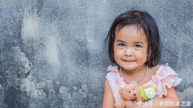 认生|宝宝几月开始认生若是在这个月份,说明宝宝将来多半是个小学霸