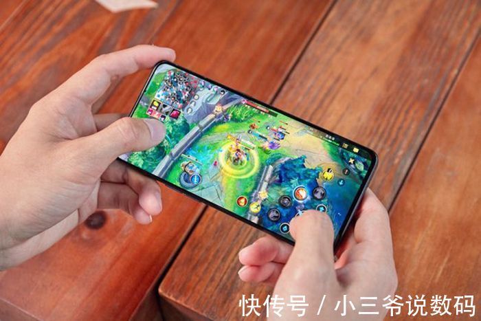 直屏手机|OPPO Reno7Pro：直屏手机颜值天花板