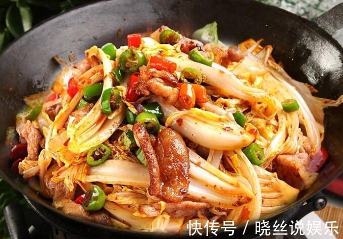天冷了试试美味的干锅菜，暖暖的非常好吃很下饭，做法简单很好学