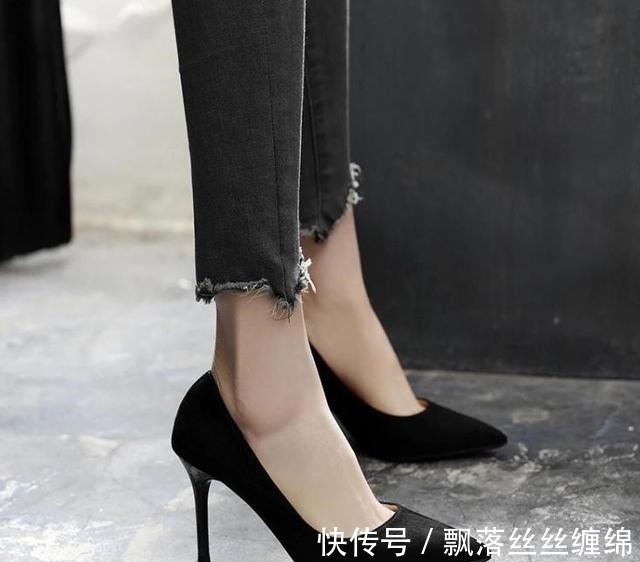 美足 高跟鞋搭配上美足,每一步都走出女神范!