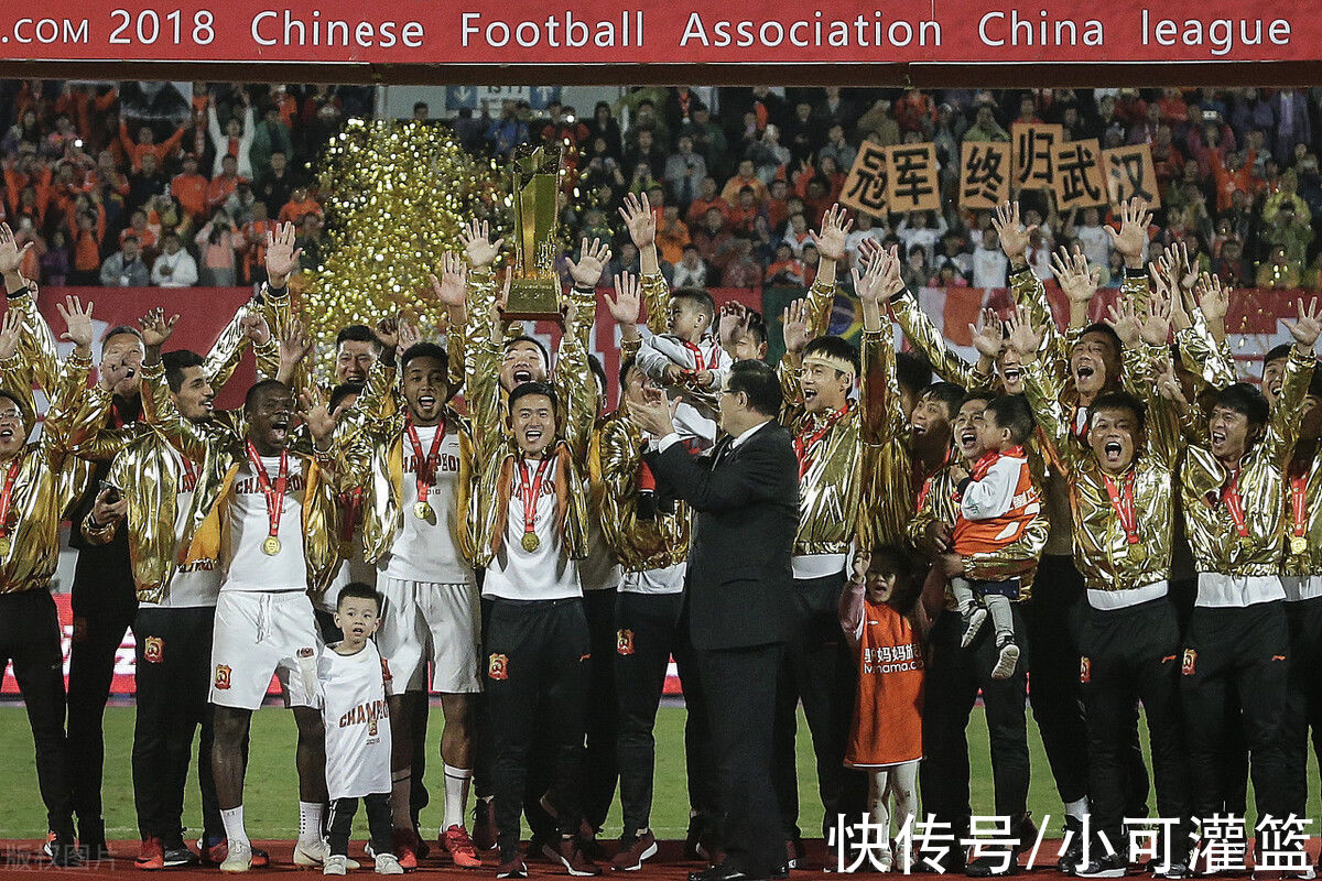 武漢隊(duì)|卓爾入主武漢足球10周年！鄂媒盛贊：保住漢軍火種，見(jiàn)證百花齊放