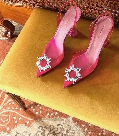 今年早春,不会这3个流行穿搭,还怎么当时髦人