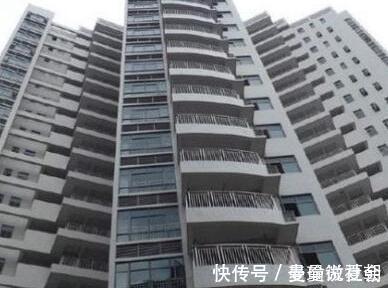 梯户比|买房选一梯两户还是两梯四户？听听内行人分析
