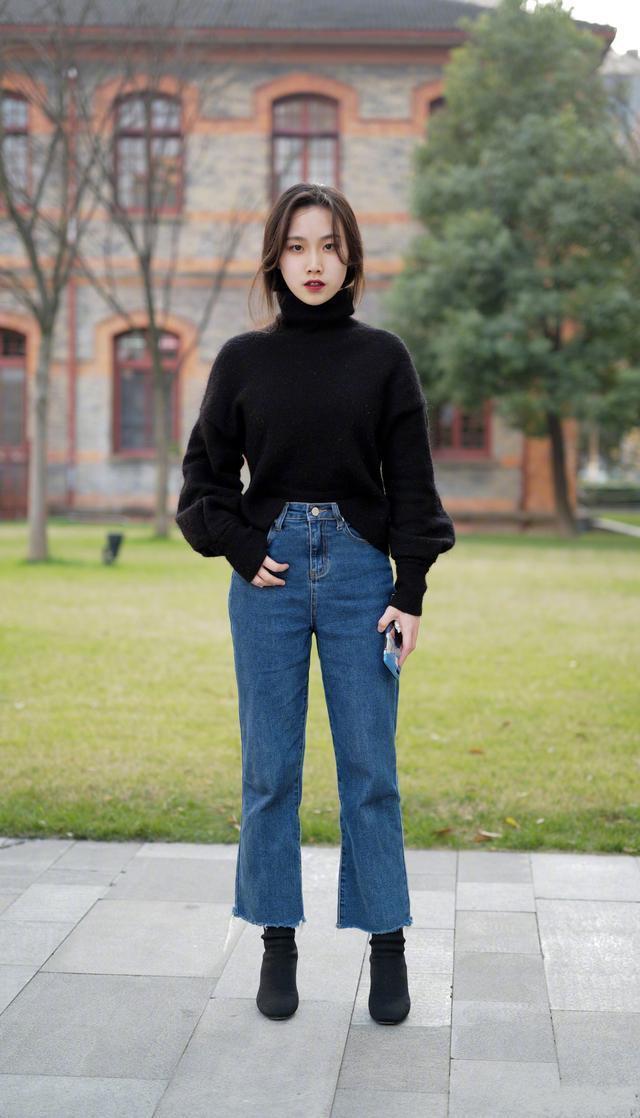 女人再懒,穿毛衣也别配打底裤,学下面潮人这样来穿,保暖显气质