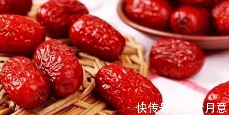 食物|怀孕时,孕妇可以常吃这4种食物,对胎儿发育好,还能缓解孕吐