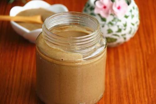 怎么调稀芝麻酱，加水还是加油？这样做，丝滑细腻味道好