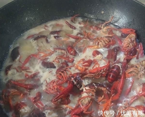 小龙虾|这种食材在印度已经泛滥成灾,请求中国吃货帮忙却遭到拒绝!