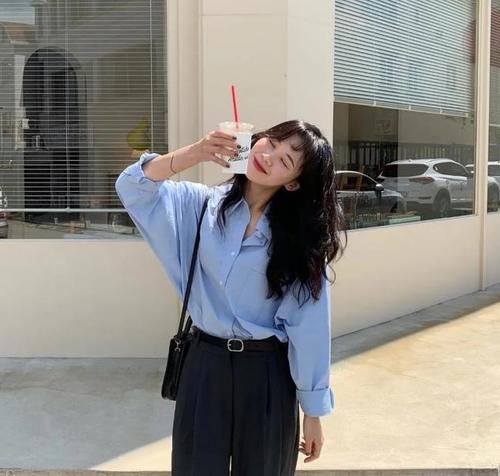 请脱下你的“阔腿裤”，太土了！今春流行穿“云朵裤”，洋气显瘦