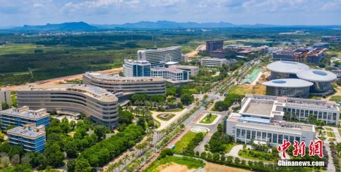 冯飞 海南省省长：坚决不让海南自贸港成为“避税天堂”