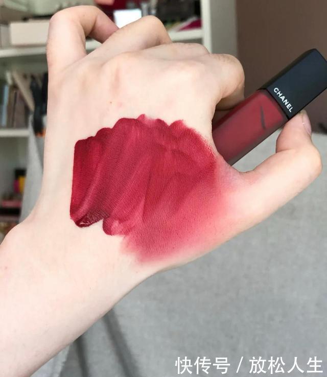 豆沙色|被称为“好运色”的口红,除了兰蔻196,今年的纪梵希888才是王者