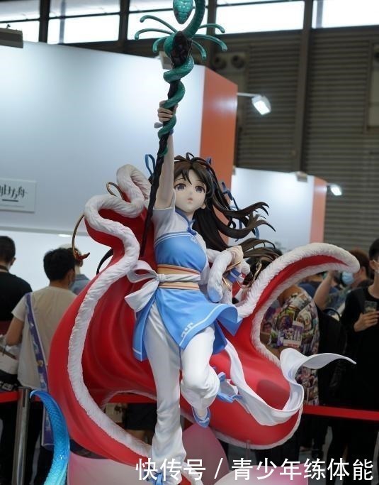 国产ACG也要出等身大手办！和真人一样大小，估计要十几万