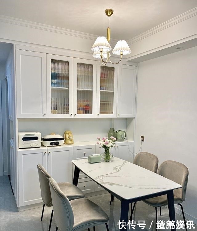 家居|107㎡的家装风格选择了白色系,简单干净现代时尚,就是不耐脏