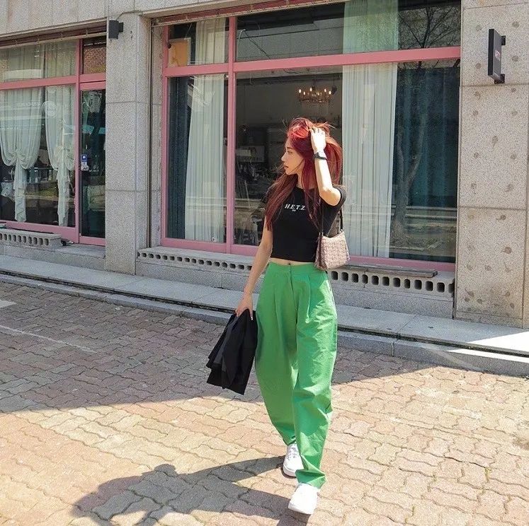 穿搭|绿色竟然这么好看！显白又减龄，必须来一件