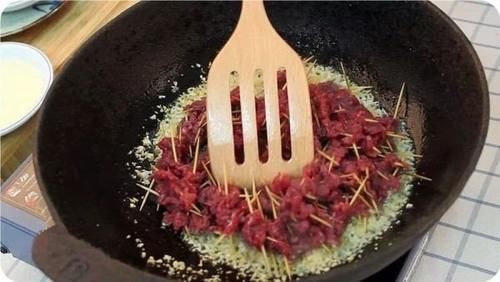 超爱吃的牙签肉,烧烤风味,一口一个,特解馋~