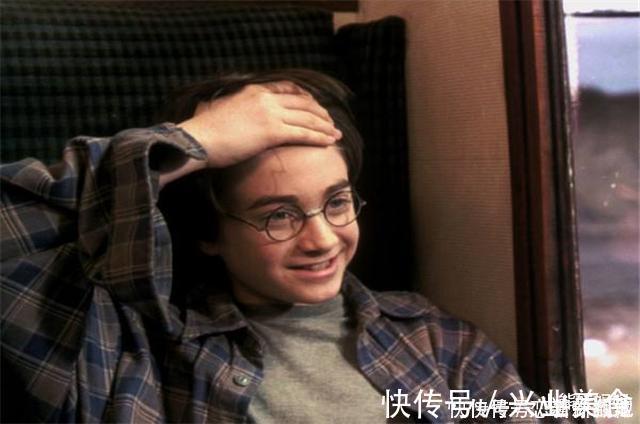 宝妈|男孩不小心磕破了额头,宝妈灵机一动,让娃变成了“哈利波特”