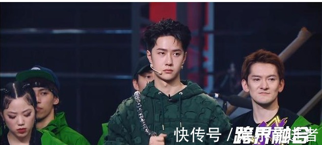 戰(zhàn)隊|《街舞4》第一場復賽,劉憲華戰(zhàn)隊輸?shù)锰珣K,兩位隊長爭奪第一