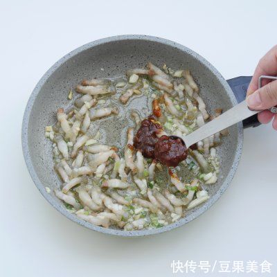 绿豆芽|酥肉凉拌面这样做百吃不腻，吃1次不过瘾