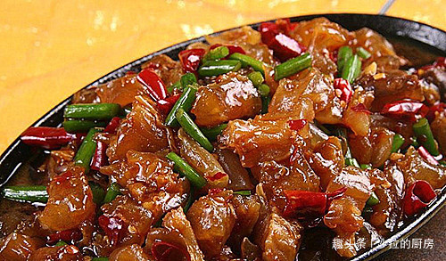 秘诀|天然“胶原蛋白”找到,女人变美的秘诀,每天吃一点,美丽显年