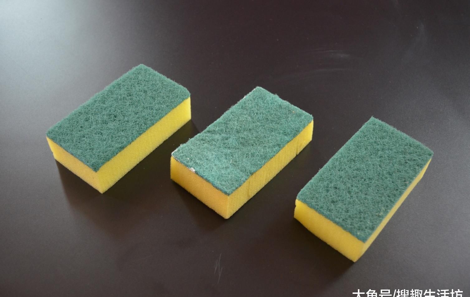 百洁布的4个大妙用, 解决了很多家庭的烦恼, 看完您会感谢我的