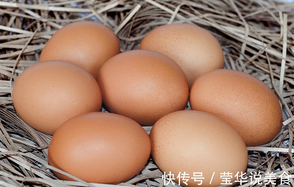 高脂血症|高血压人吃鸡蛋到底好不好,吃了鸡蛋血压会升高吗医生说明白!