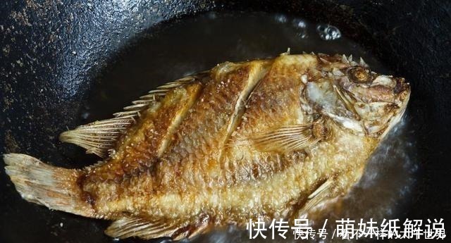 姜片|煎鱼别再抹姜片了，学会这样做，不管怎么煎都不沾锅，不破皮