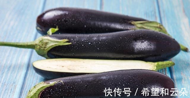 鸡蛋液|茄子不要直接炒着吃,加2个鸡蛋,出锅比肉还香,上桌瞬间被抢光!