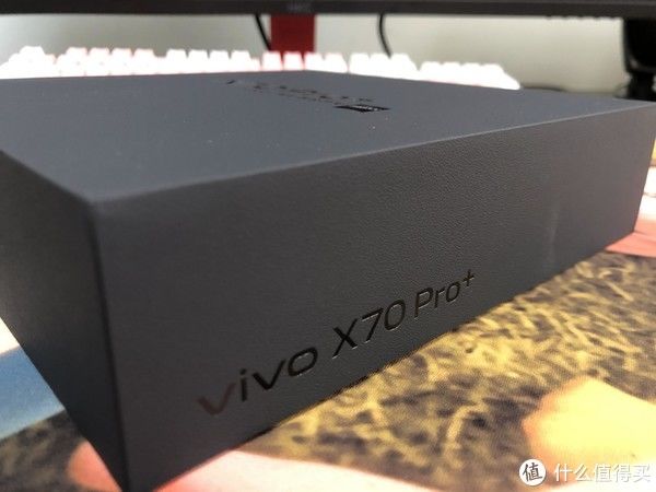 副屏|2021选机--vivo x70 pro+和IPhone 13 Pro